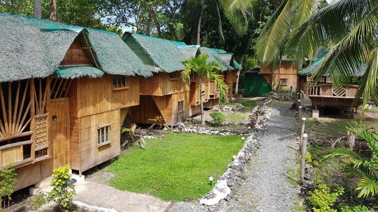 Nirvana Resort & Dive Centre - Moalboal Exterior photo