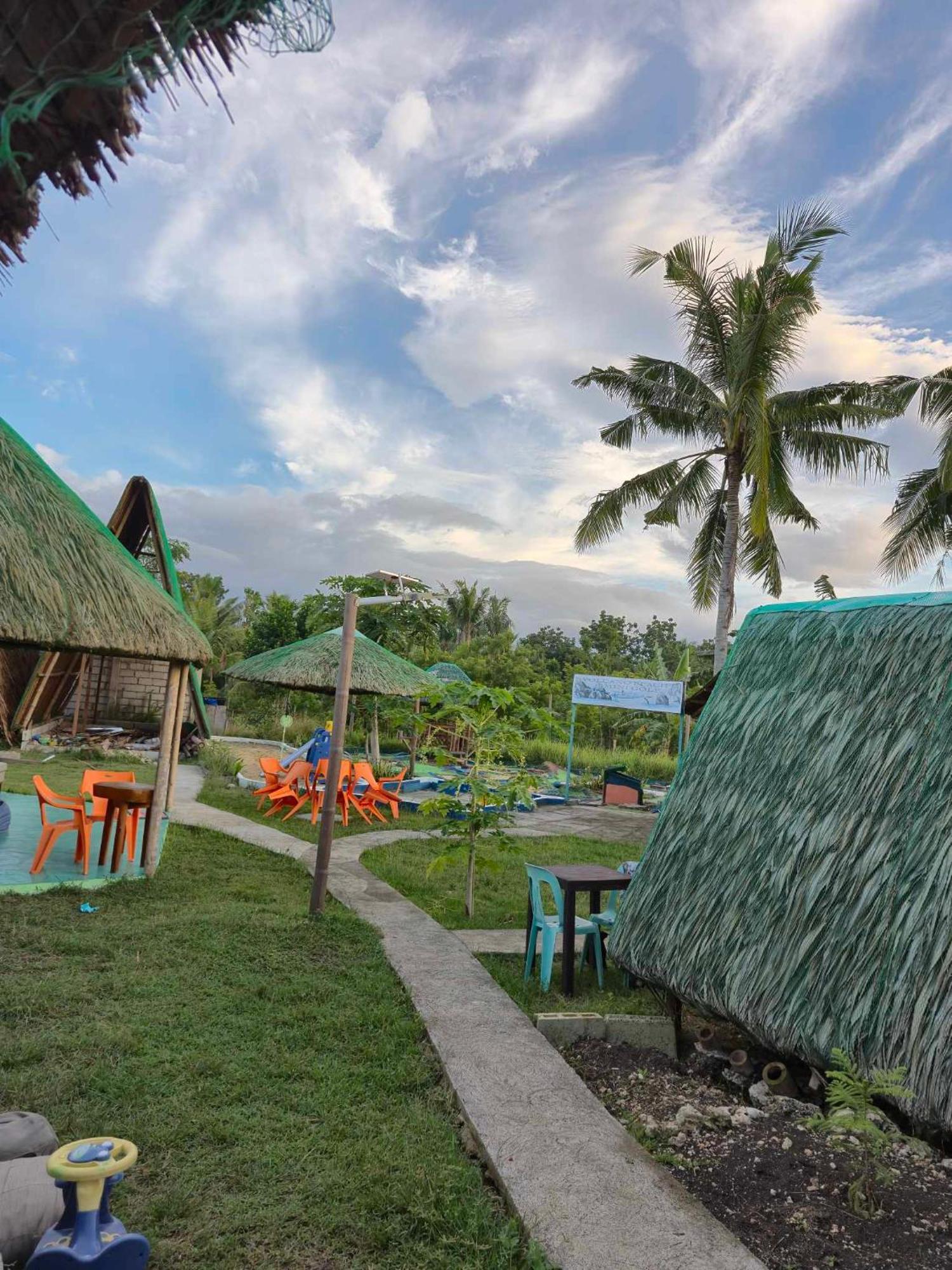 Nirvana Resort & Dive Centre - Moalboal Exterior photo