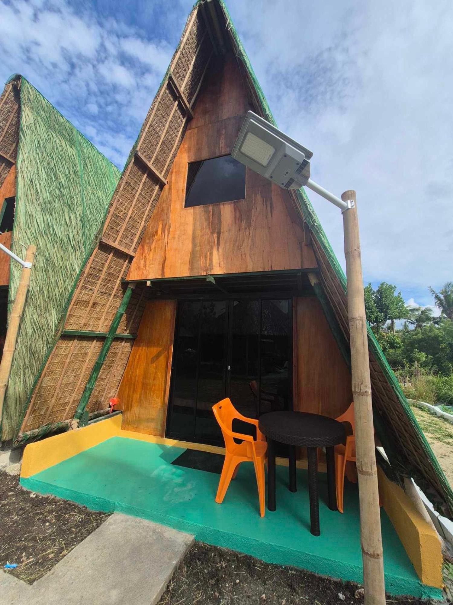 Nirvana Resort & Dive Centre - Moalboal Exterior photo